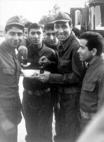 Ünlülerin askerlik fotoğrafları 6