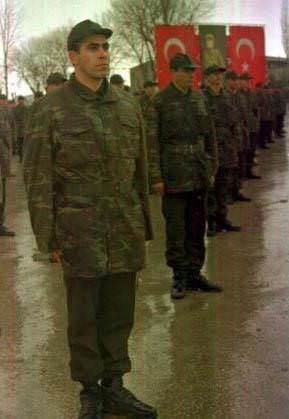 Ünlülerin askerlik fotoğrafları 51