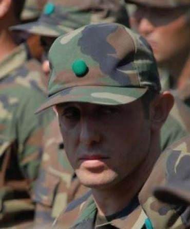 Ünlülerin askerlik fotoğrafları 57