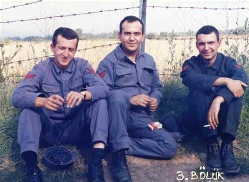 Ünlülerin askerlik fotoğrafları 10