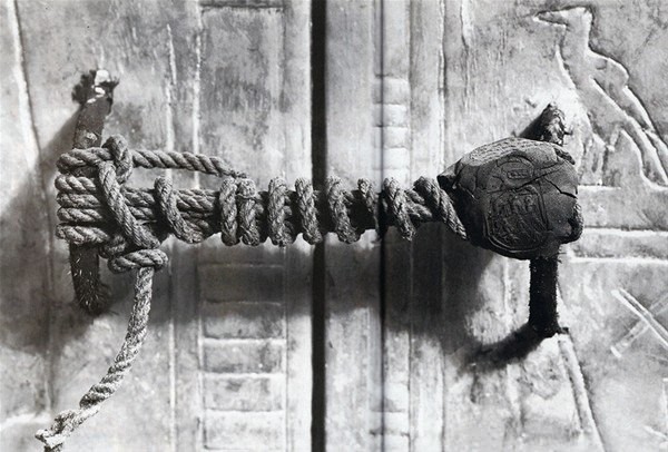 Mısır'ın en ünlü firavununun mezar odası ilk kez açıldı 1