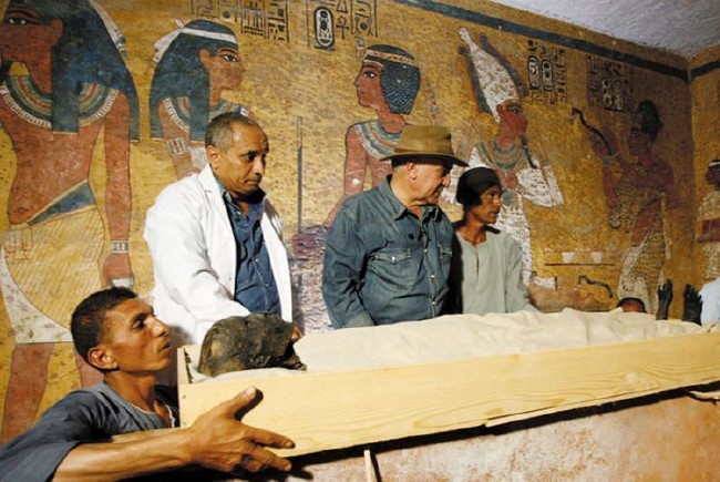 Mısır'ın en ünlü firavununun mezar odası ilk kez açıldı 24