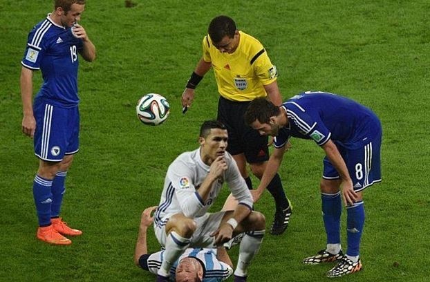 Ronaldo'nun gol sevinci alay konusu oldu 9