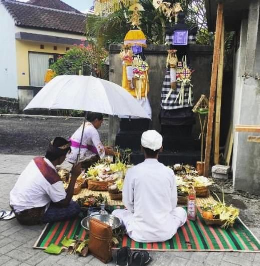 Şöhreti bırakıp yurtdışına gittiler 8