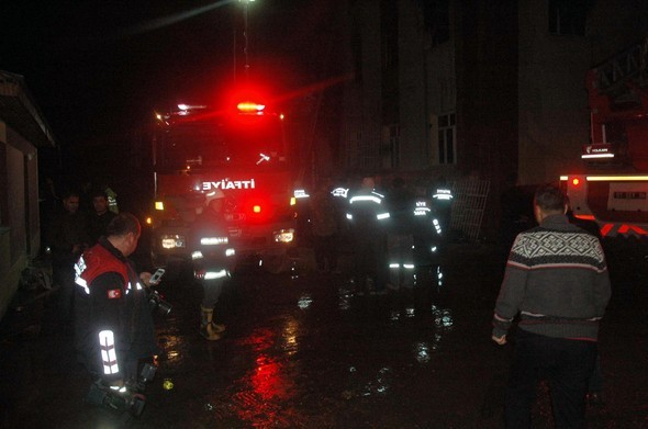 Gün ağardı facianın izleri ortaya çıktı 47