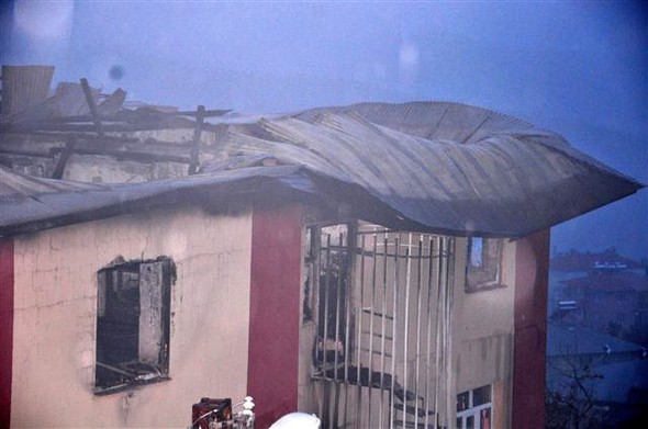 Gün ağardı facianın izleri ortaya çıktı 9