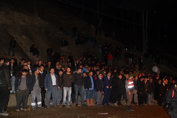 Gün ağardı facianın izleri ortaya çıktı 64