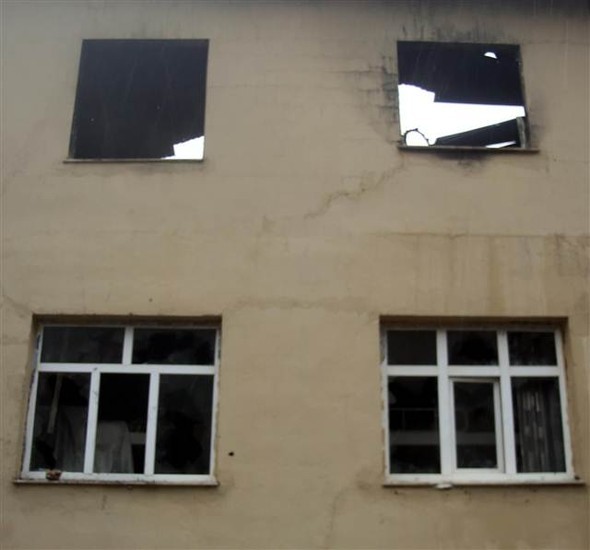 Gün ağardı facianın izleri ortaya çıktı 12