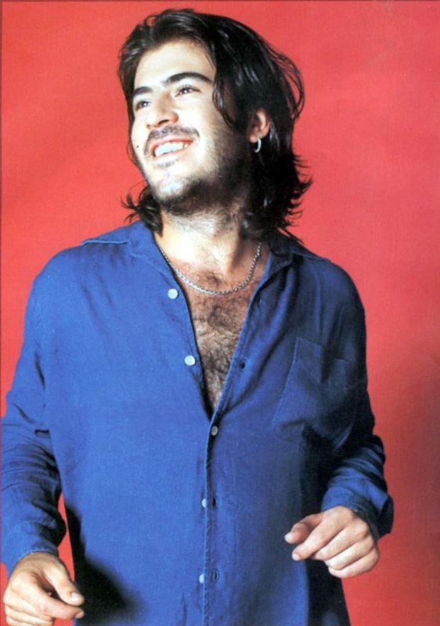 Trafik kazasında hayatını kaybeden ünlü isimler 8