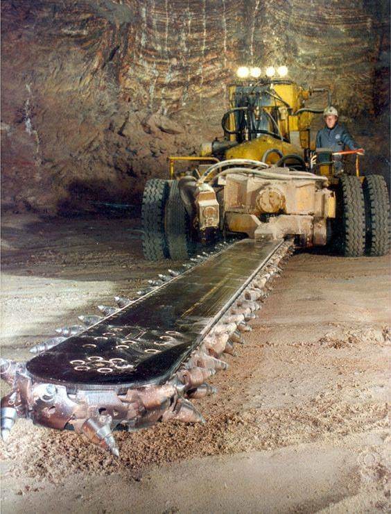 Hayrete düşüren devasa iş makineleri 25