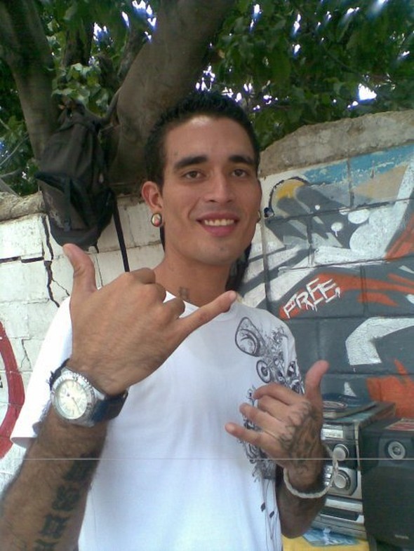 Her şeyi ona benzemek için yaptı 6