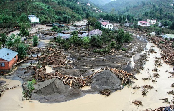 2016'ya damga vuran karaler 13