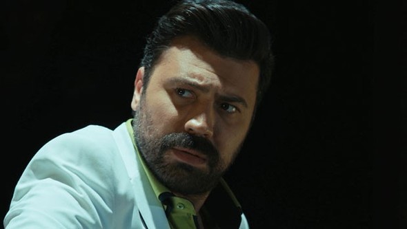 Beşiktaş'taki alçak saldırıya ünlülerin tepkileri 2