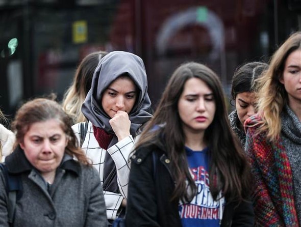 Türkiye şehitlerine ağlıyor 4