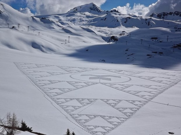 Karın üzerinde muhteşem eserler 24
