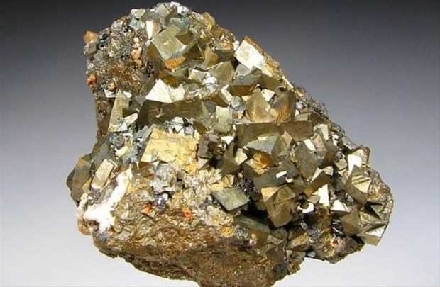 Bu taşa dokunmayın ölürsünüz! 1