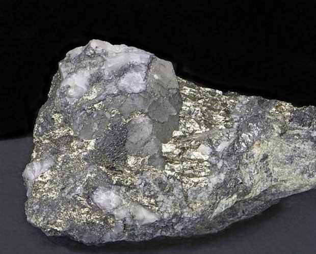 Bu taşa dokunmayın ölürsünüz! 11