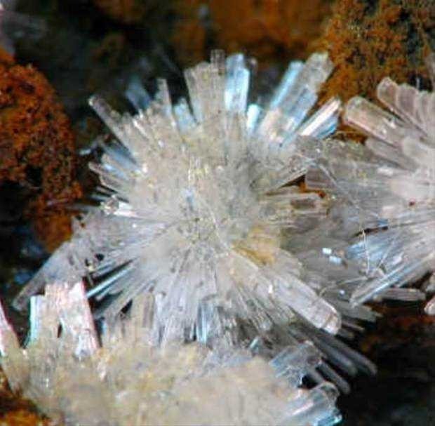 Bu taşa dokunmayın ölürsünüz! 27