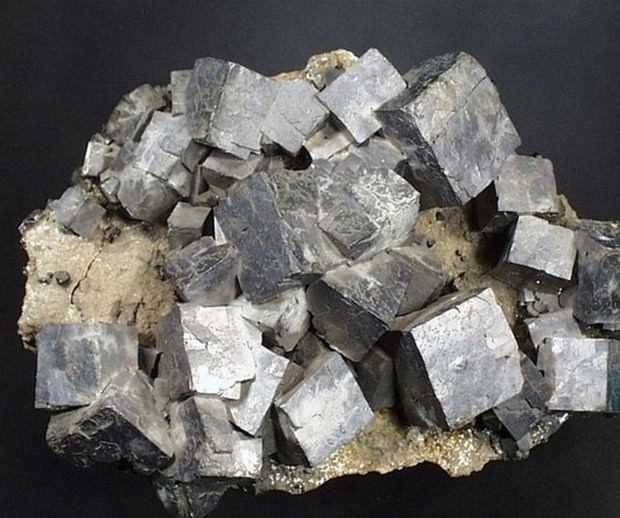 Bu taşa dokunmayın ölürsünüz! 8