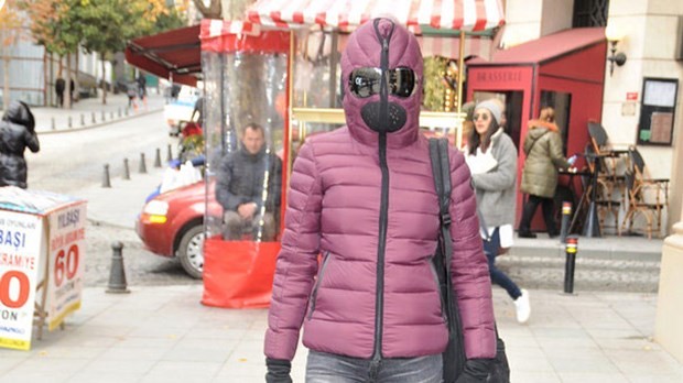 Tanınmamak için böyle giyindi! 1