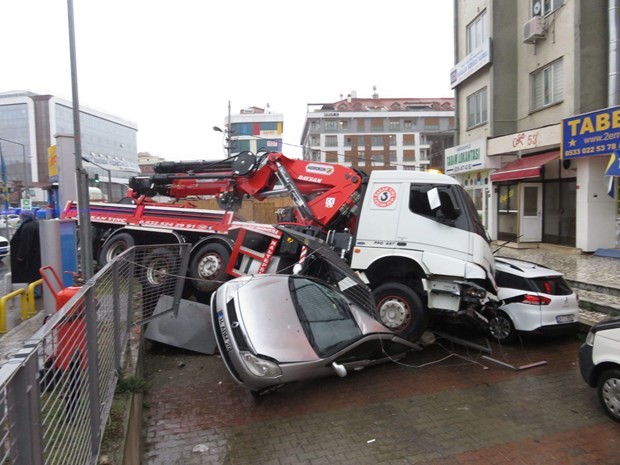 Fırtına tüm yurtta felakete neden oldu 29