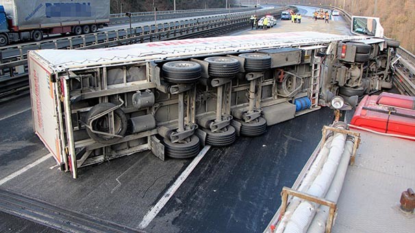 Fırtına tüm yurtta felakete neden oldu 37