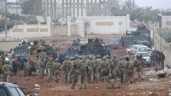 Türk ordusu El Bab’da Akil Dağı ve Hastane bölgesinde ilerliyor 1