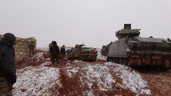 Türk ordusu El Bab’da Akil Dağı ve Hastane bölgesinde ilerliyor 2