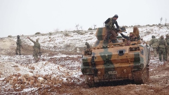 Türk ordusu El Bab’da Akil Dağı ve Hastane bölgesinde ilerliyor 4