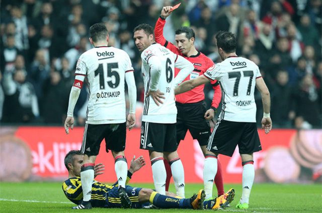 Van Persie'den kızdıran sevinç 14