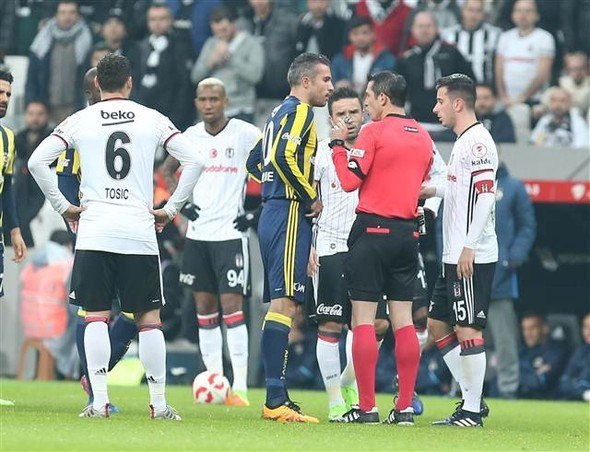 Van Persie'den kızdıran sevinç 7