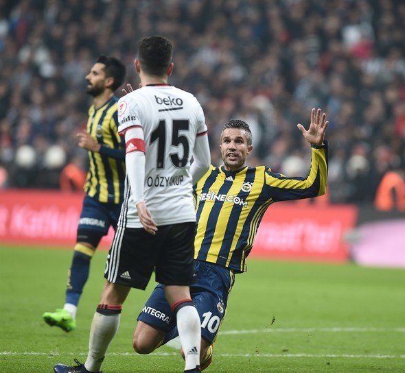 Van Persie'den kızdıran sevinç 5