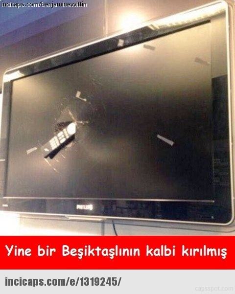 Beşiktaş-Fenerbahçe caps'leri 11