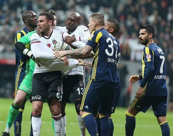 Beşiktaş'ta Tosic kırmızı kart gördü, ortalık karıştı! 3