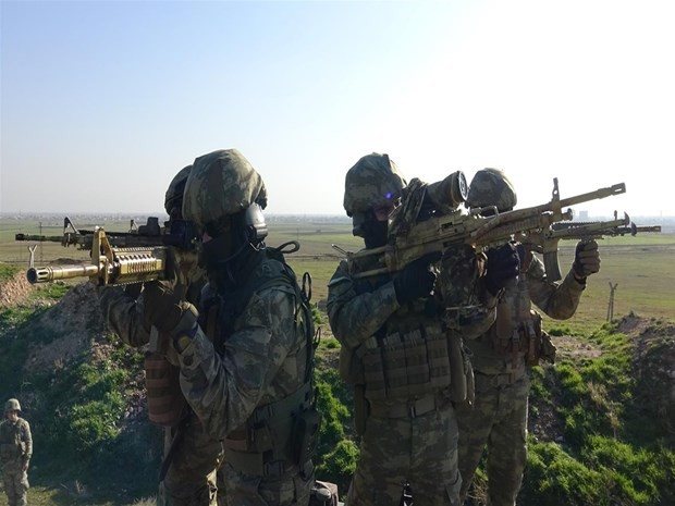 Teröre eş zamanlı darbe 4