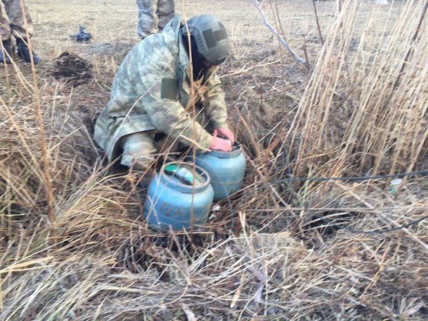 Teröre eş zamanlı darbe 9