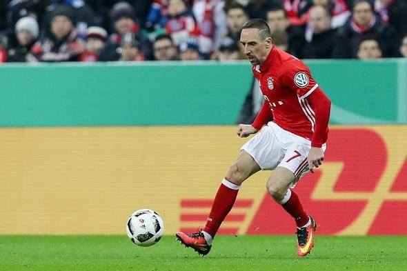 Transfer piyasası karışacak! İşte sözleşmesi 2018'de biten yıldızlar 7