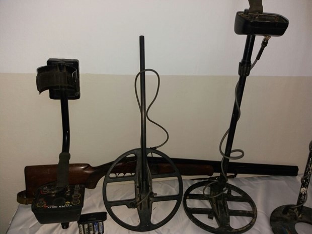 Yatağının altından tarihi eser fışkırdı 3