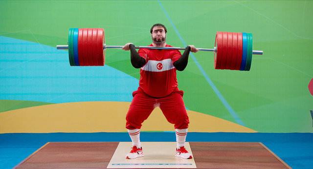 Şahan Gökbakar'dan rekor paylaşımı 3