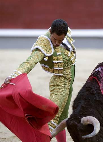Matadorun gözünü böyle çıkardı 15