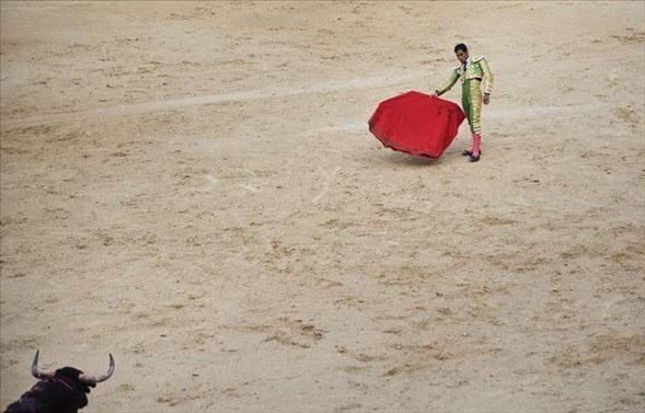 Matadorun gözünü böyle çıkardı 24