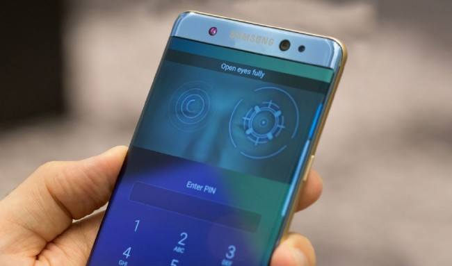 Merakla beklenen Samsung Galaxy S8 in fiyatı sızdı 14