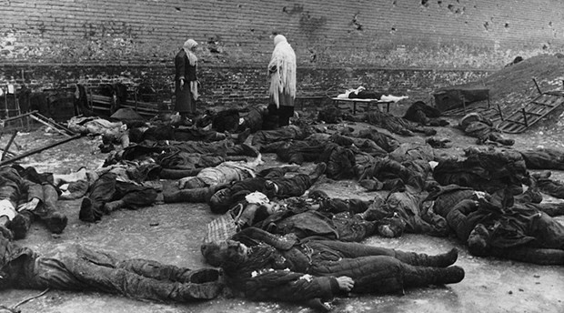 İkinci Dünya Savaşı'nın 1418 günü 10