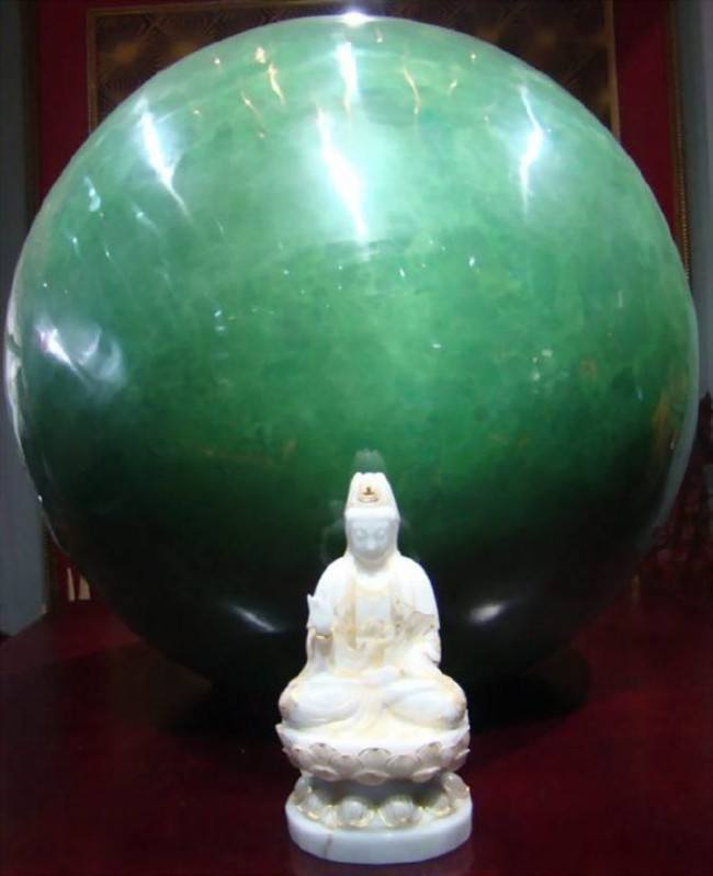 Takılabilen en değerli inci: Fiyatı dudak uçuklatıyor 19