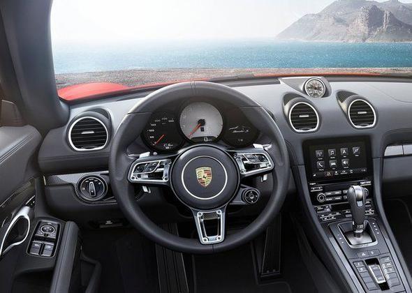 İşte yılın otomobilleri 18