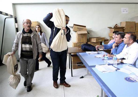 1 Kasım'dan referanduma oylar nasıl değişti? 13