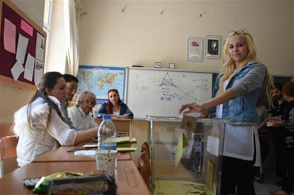 1 Kasım'dan referanduma oylar nasıl değişti? 18