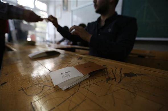 1 Kasım'dan referanduma oylar nasıl değişti? 82