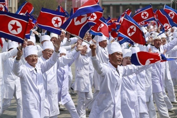 Sahte füzeyle gözdağı 15