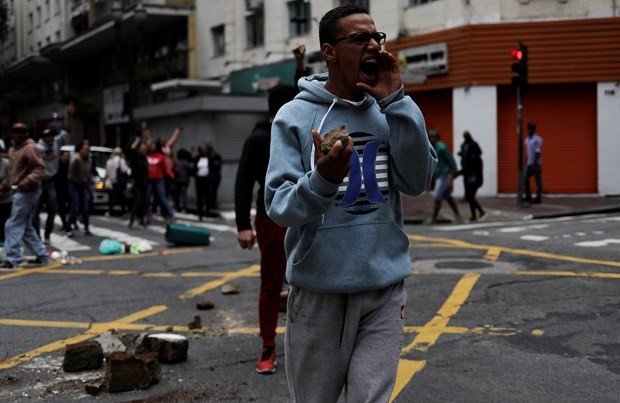 Brezilya'nın en büyük grevi 7